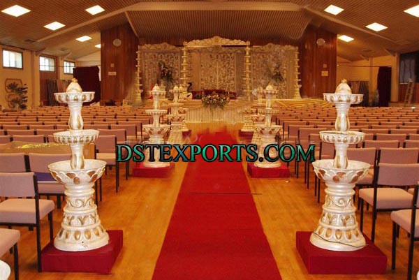 WEDDING AISLEWAY FOUNTAINS PILLARS