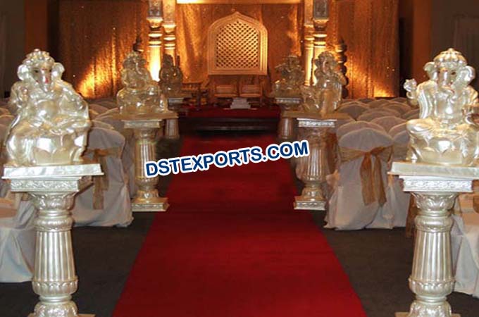 Wedding Aisleway Pillars with Ganesha Statue