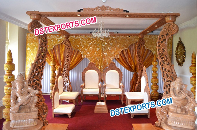 Four Pillar Wooden Carved Peacock Mandap