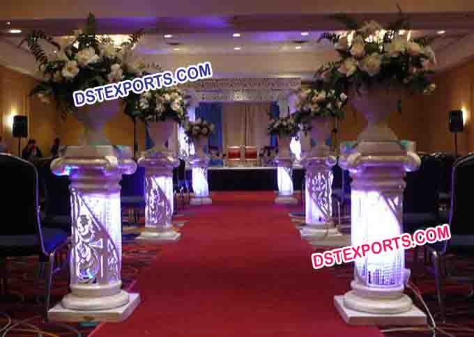 Wedding Aisleyway Crystal Pedestals