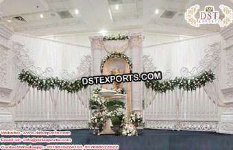 luxurious Canadian Wedding Stage Frames