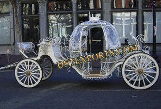 Hotel Touring Cinderella Carriage