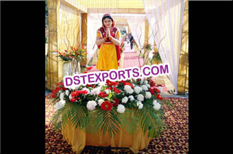 Punjabi Wedding Welcome Lady Statue