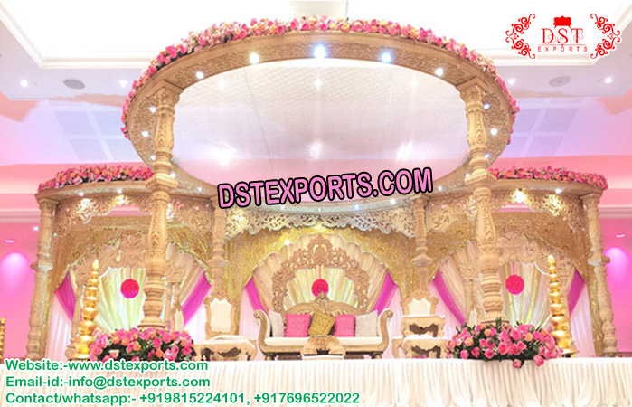 Graceful Gujarati Wedding Wooden Mandap