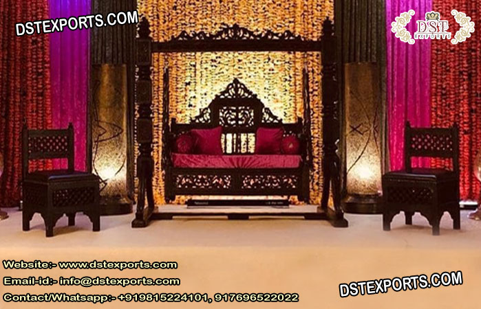 Muslim Wedding Black Swing with Chairs