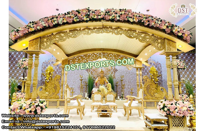 Exclusive Wedding Wooden Twin Pillar Mandap