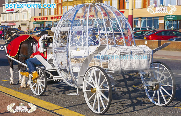 Wedding Cinderella Style Glass Coach Carriage