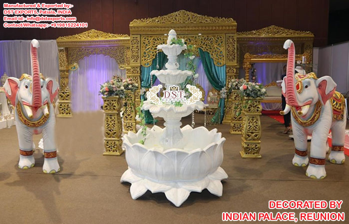 Grand Palace Mandap for Indian Wedding