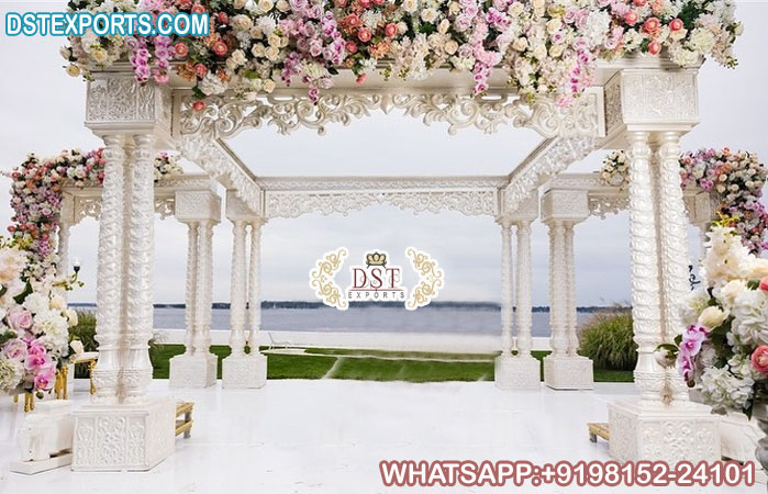 Outdoor Beach Wedding Triple Pillars Mandap Setup