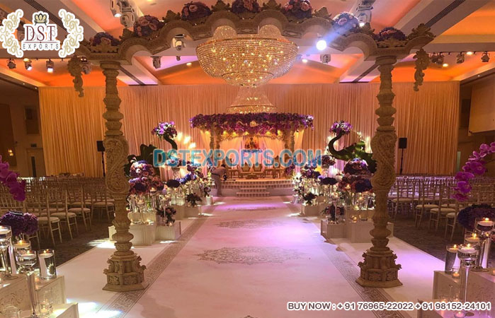 Grand Indian Wedding Entrance Mayur Carved Gate