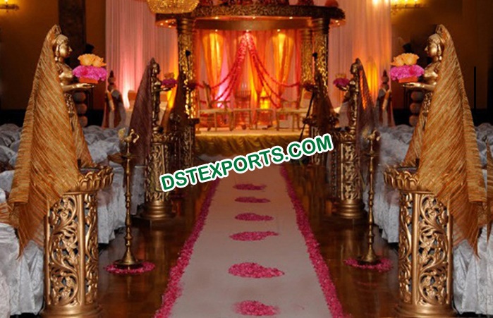 Wedding Golden Carved Aisleway Pillars