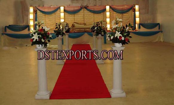 WEDDING AISLEWAY ROMAN PILLARS