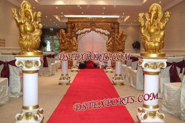 WEDDING AISLEWAY PILLARS WITH GOLDEN GANESHA