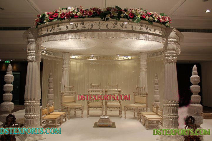 WEDDING WHITE ROYAL MANDAP SET