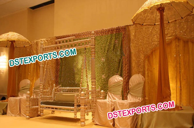 Pakistani Muslim Wedding Stage Set