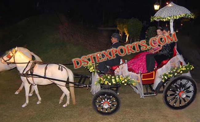 Small Wedding Horse Carriages