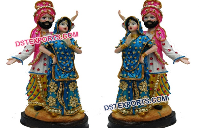 Punjabi Dancing Couple Statue