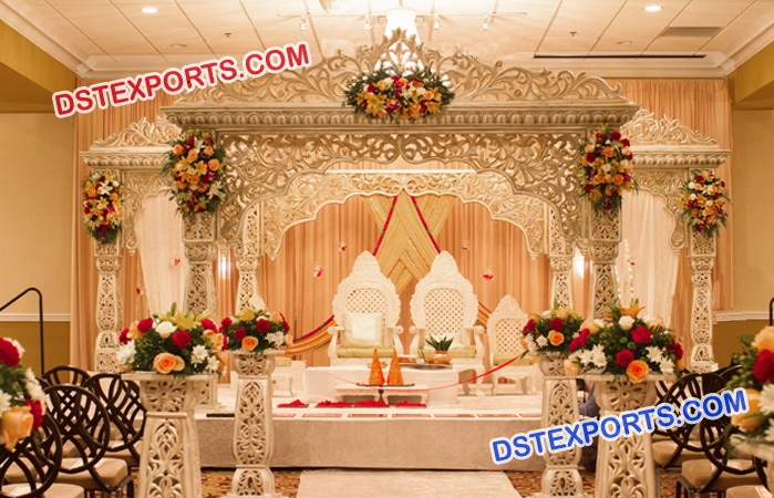 Stylish Jodha Akbar Wedding Mandap
