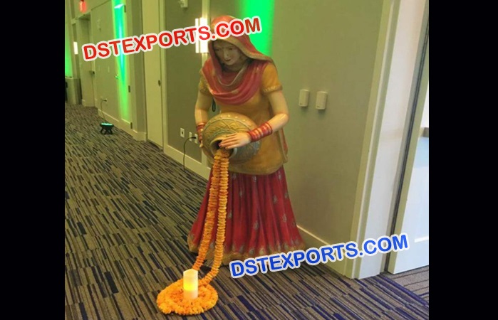 Punjabi Welcome Lady Statue