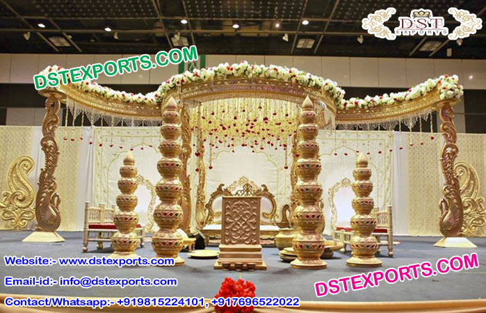 Peacock Design Wooden Carving Mandap Set