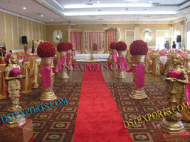 WEDDING AISLEWAY GOLDEN STATUES