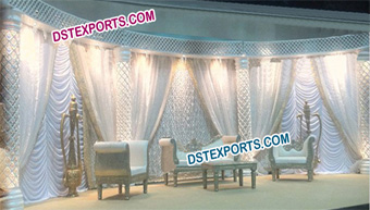 Stylish Crystal Pillar Wedding Stage Set