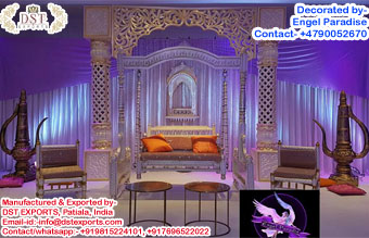 Maharani Muslim Mehndi Stage Setup